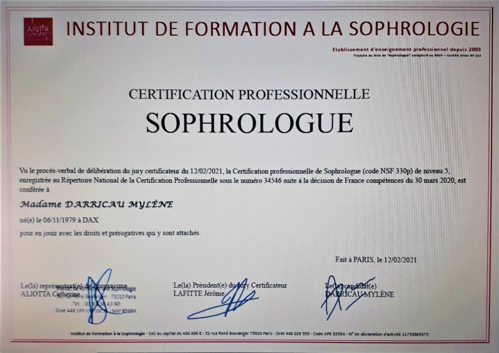 photo diplome MYLENE DARRICAU