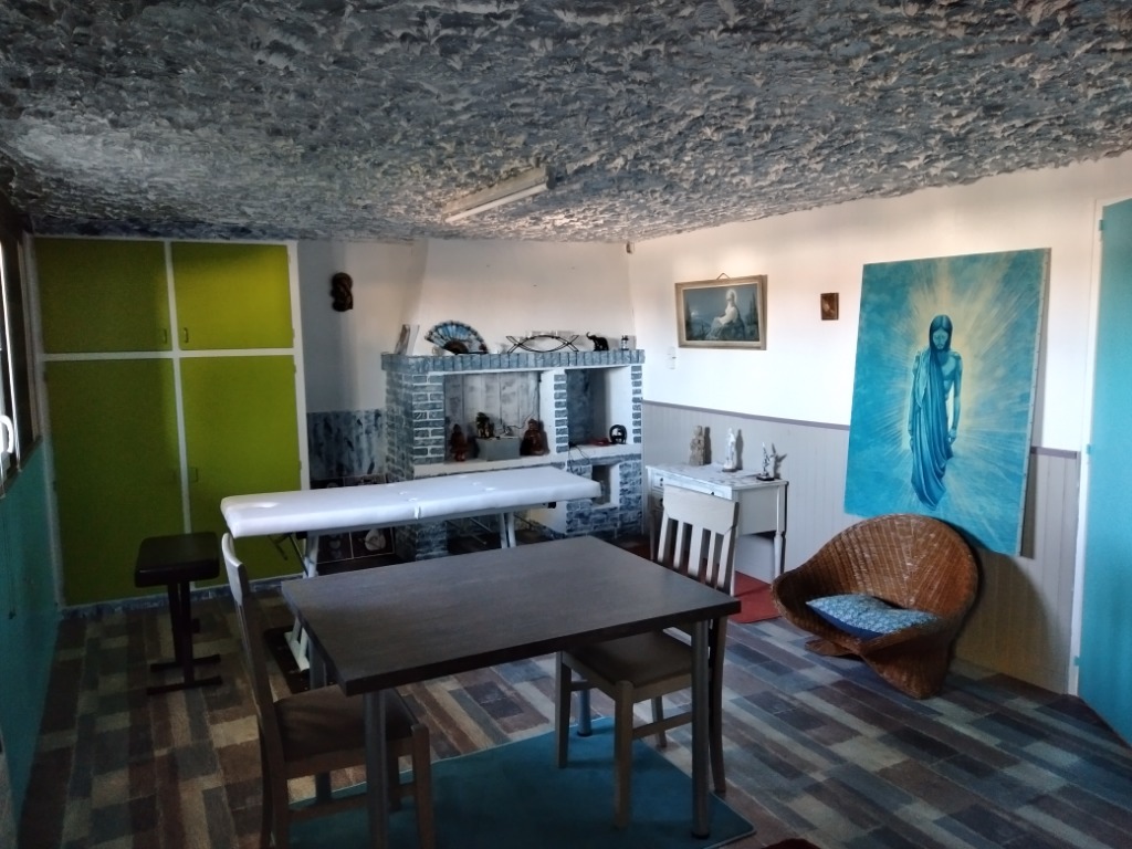 photo cabinet Jean Claude Touzé