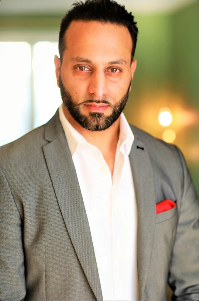 photo cabinet Imran Gaffoor 