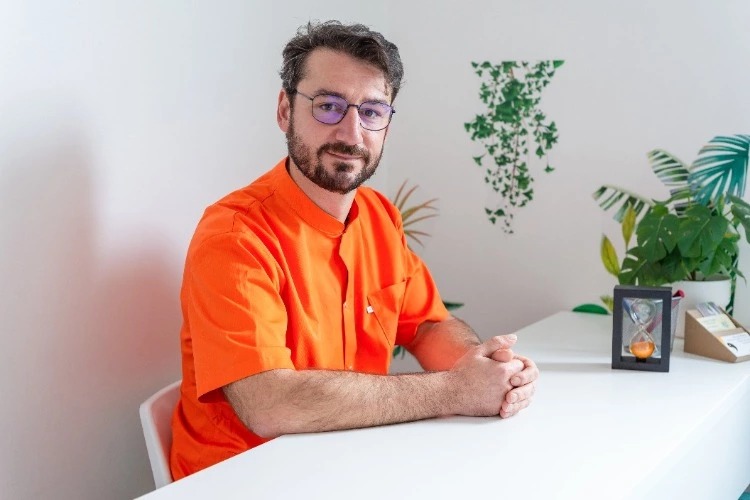 photo cabinet Nicolas Poletti