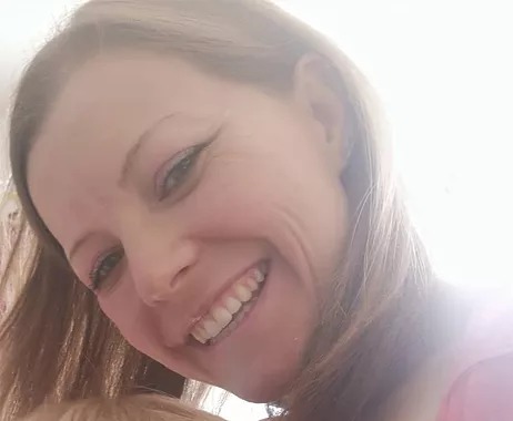 photo portrait Emilie Hugues Thérapeute Énergéticienne