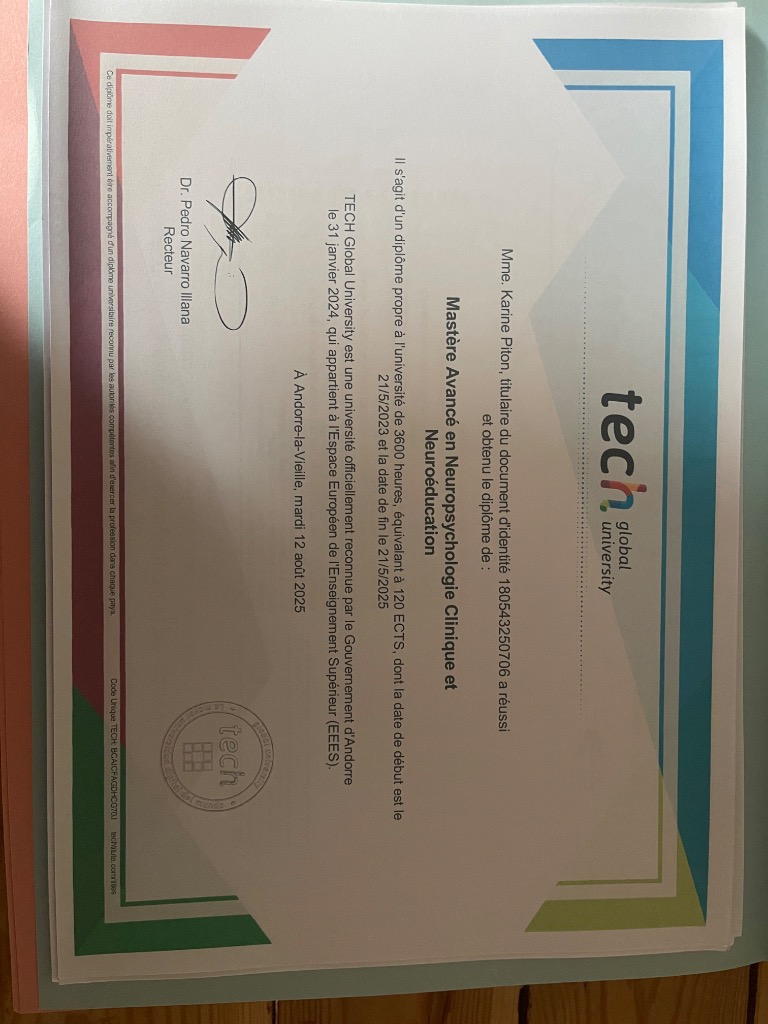 photo diplome PSYCHARTEMO