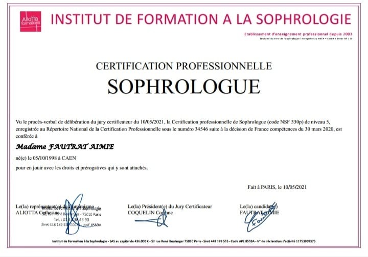 photo diplome Aimie Sophrologie