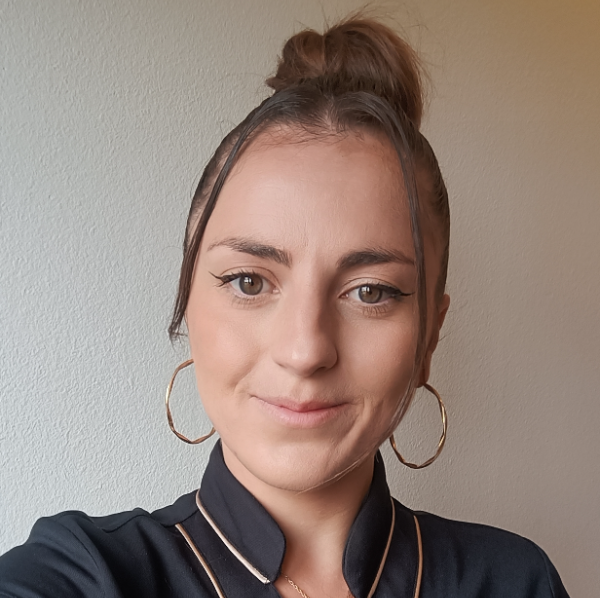 Anouk Molina - Mouvement