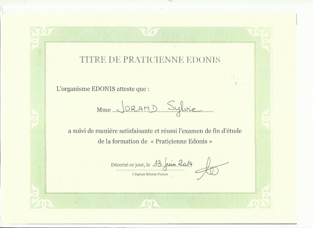 photo diplome Sylvie Massage Détente 