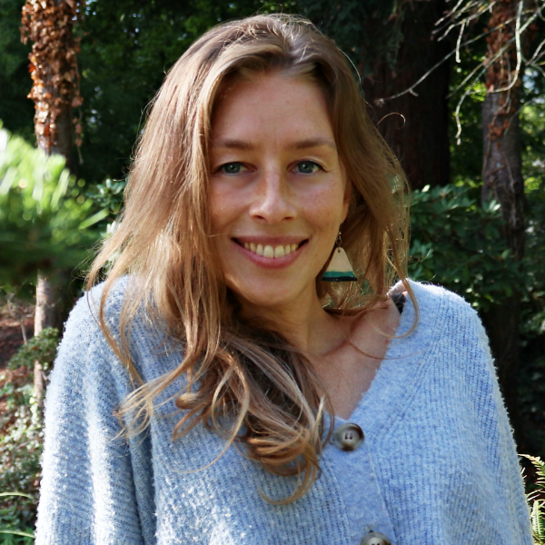 Manon Firmignac | Shiatsu, EMDR & Chi Nei Tsang