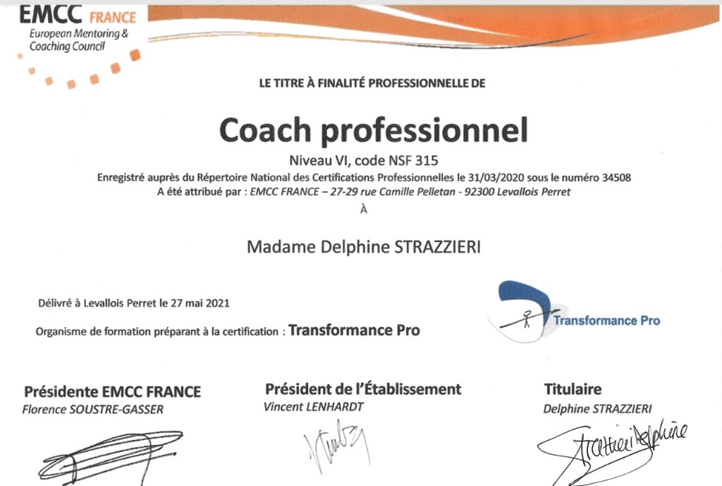 photo diplome Delphine STRAZZIERI