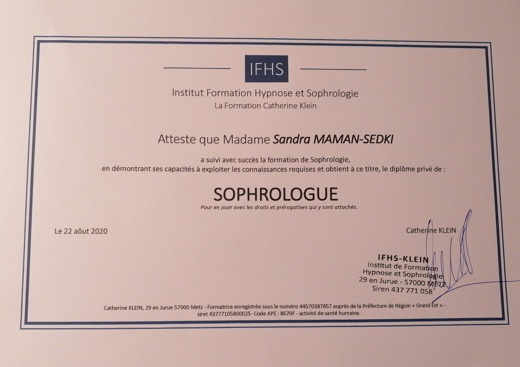 photo diplome Sandra MAMAN MAMAN - SEDKI