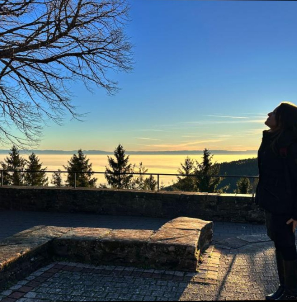 photo cabinet Inacio