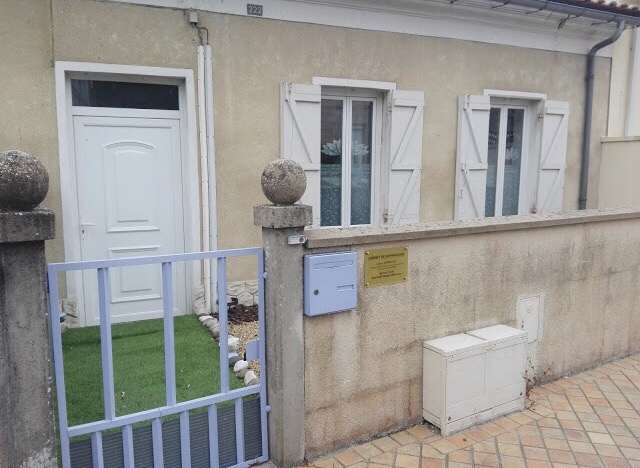 photo cabinet Laura Varrault Sophrologue