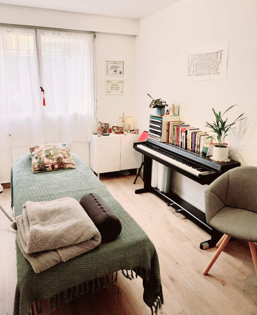 photo cabinet Yacine Fall Solbes