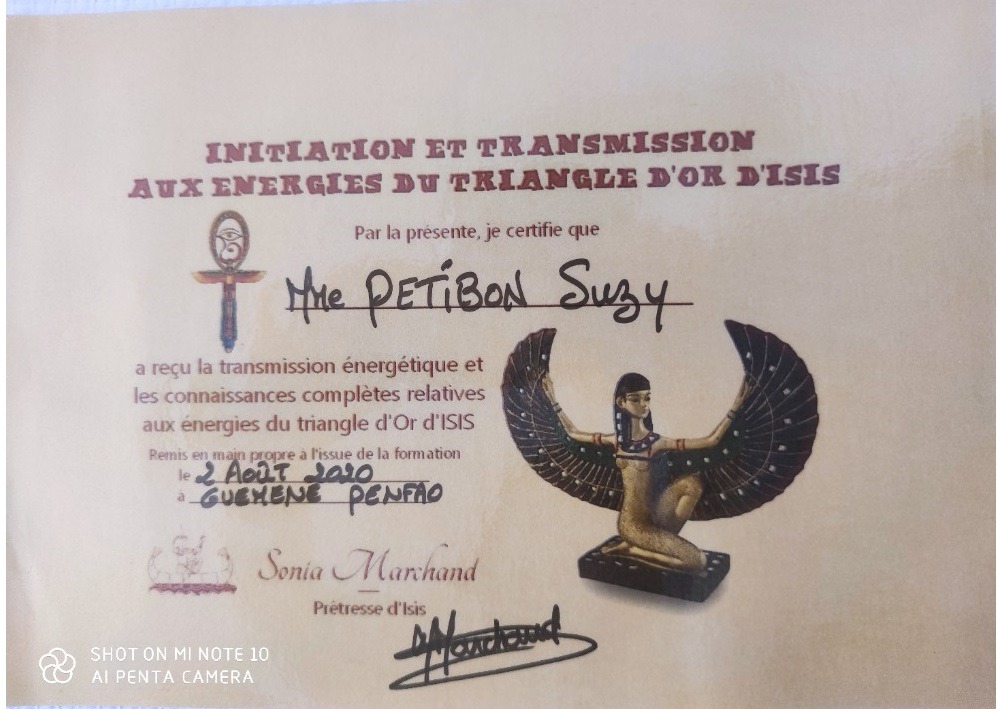 photo diplome Suzy Energ'Isis