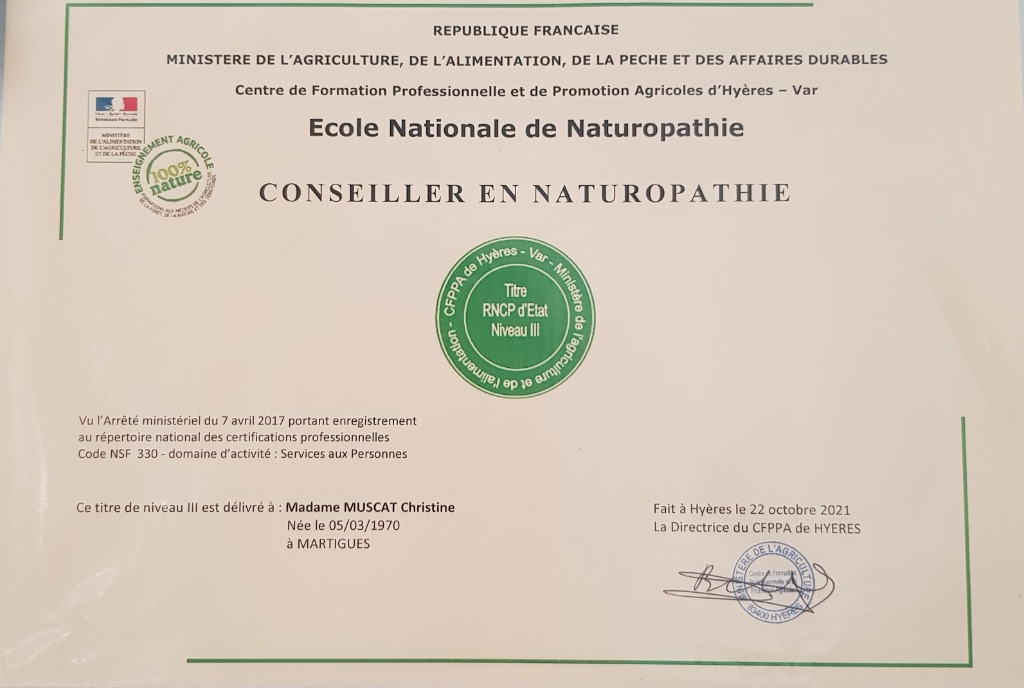 photo diplome Muscat Christine