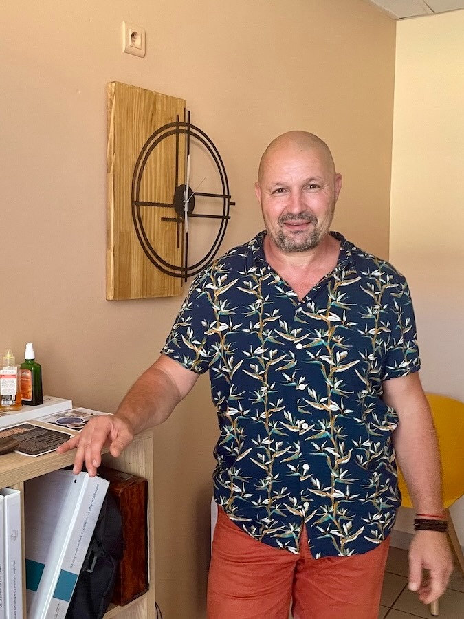 photo portrait Jean-Marc Démesure Rebouteux & Magnétiseur