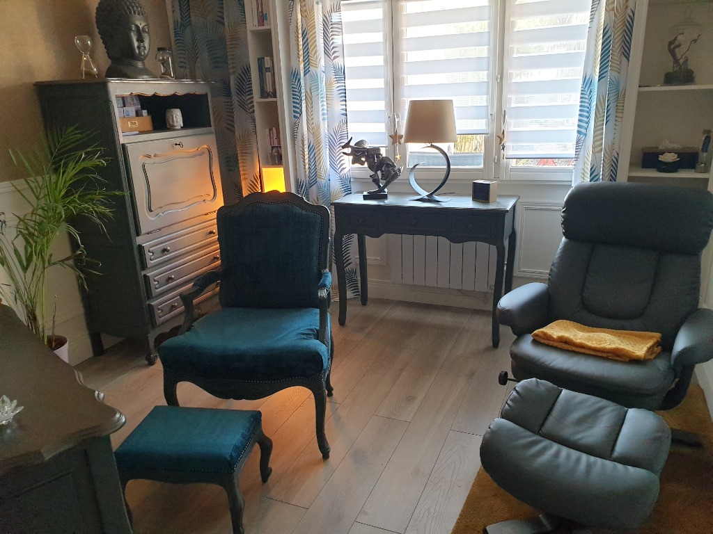 photo cabinet Katy Hugard