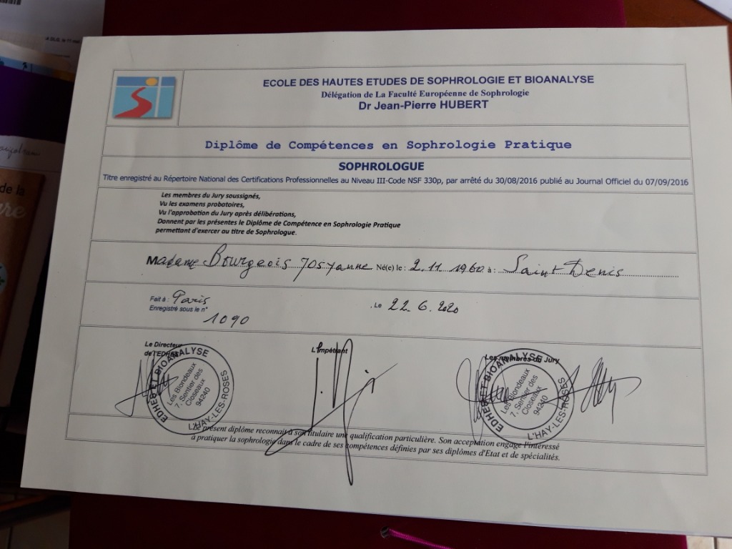 photo diplome Josyanne Bourgeois 