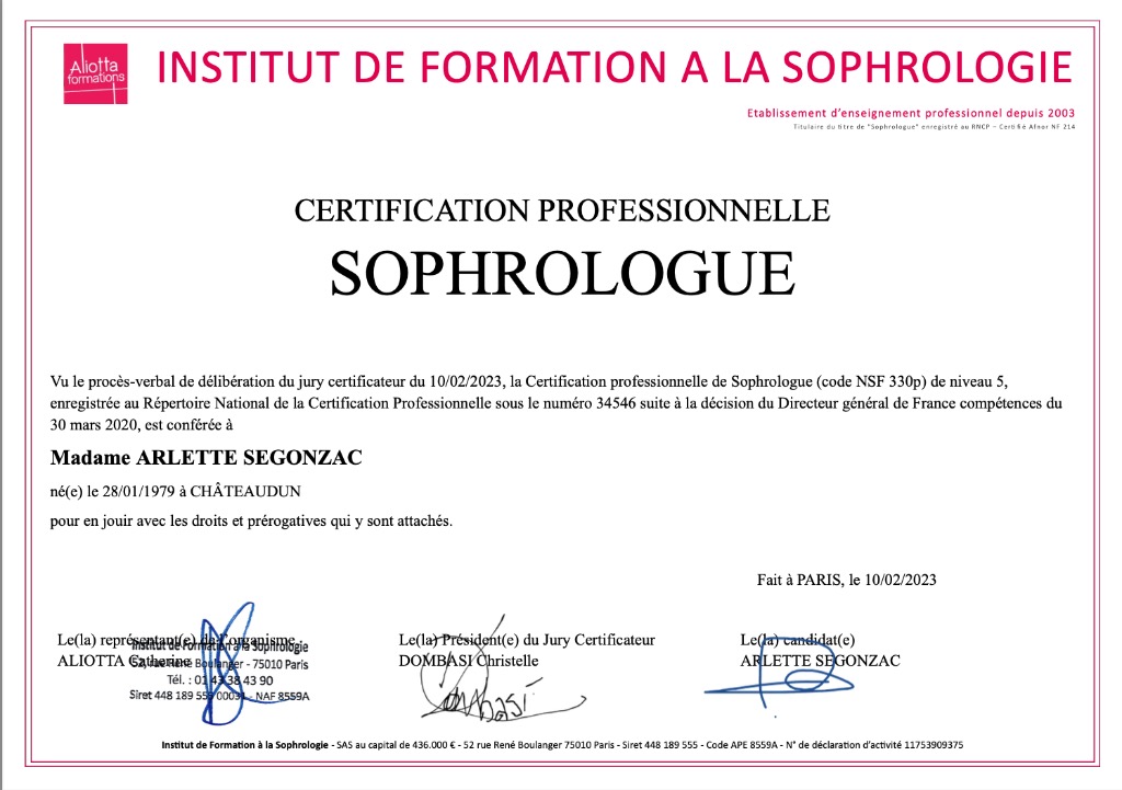 photo diplome Arlette SEGONZAC