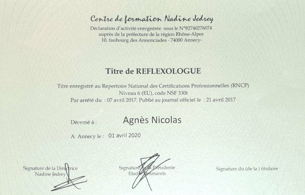 photo diplome Agnès nicolas