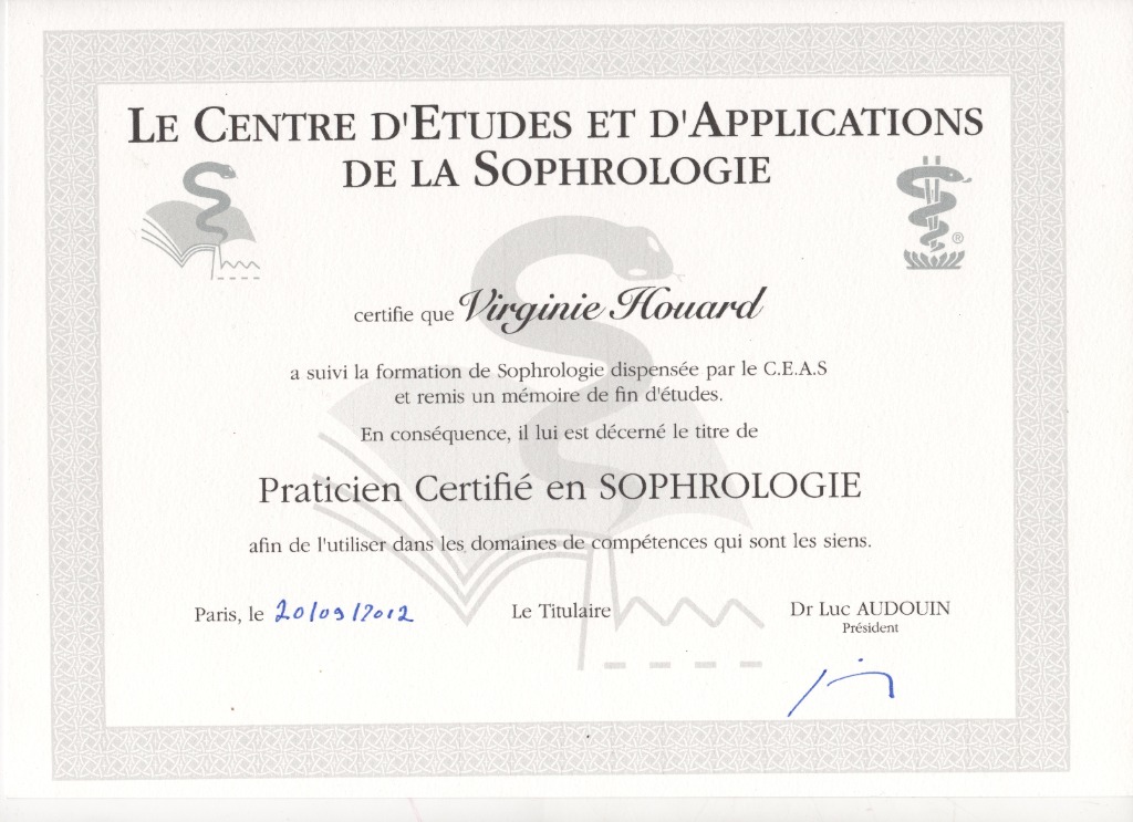 photo diplome VIRGINIE HOUARD