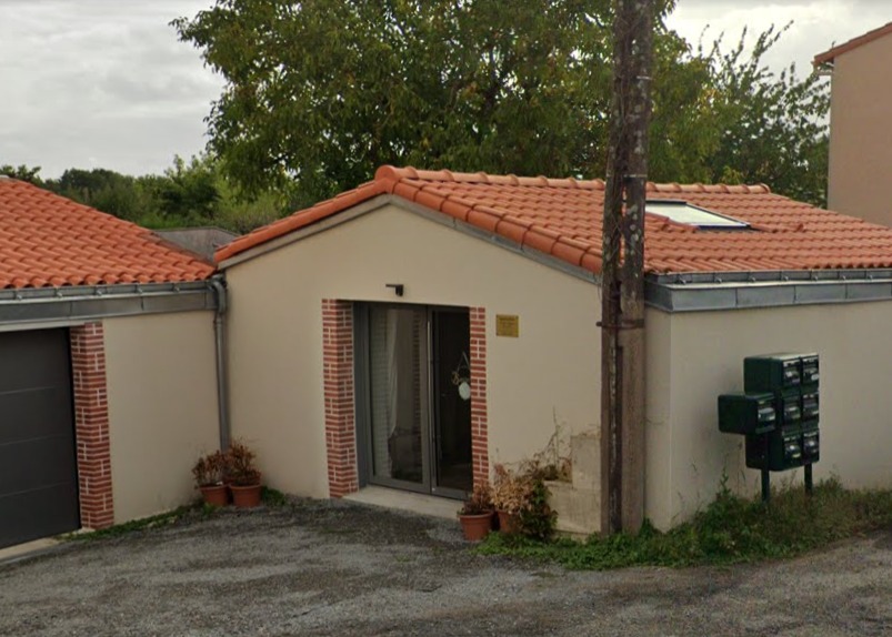 photo cabinet SP Holistic Therapy