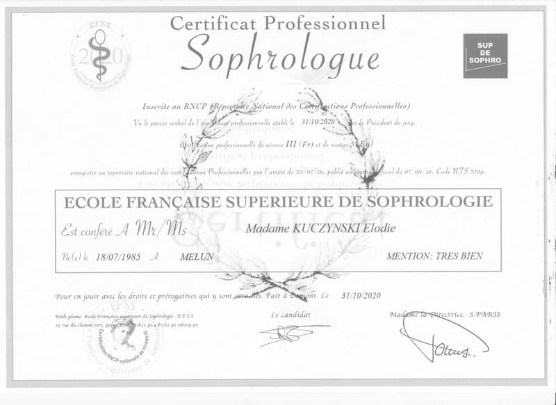 photo diplome Elodie Kuczynski