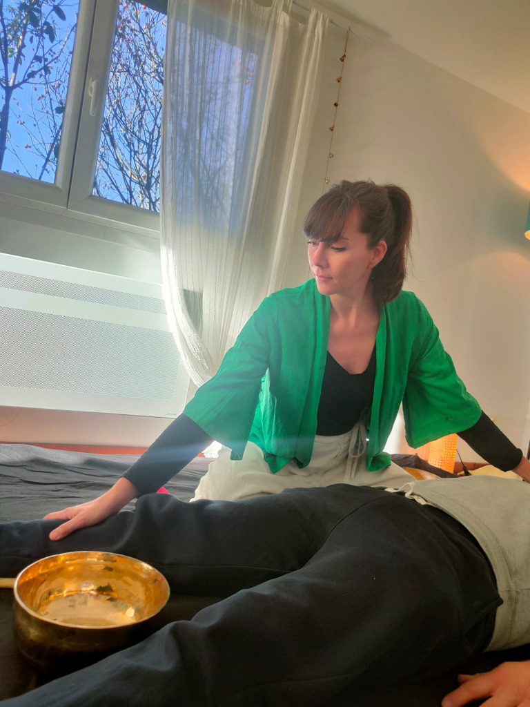 photo seance Magalie Camel - Praticien Shiatsu - Bourg St Bernard
