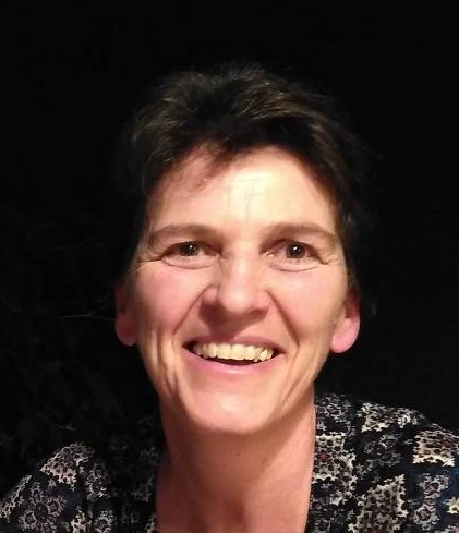 photo portrait Heidi Terrier Sophrologue