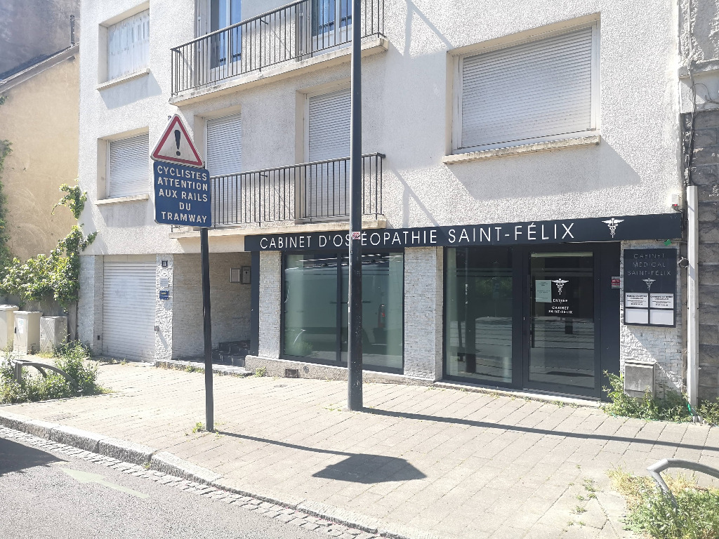 photo cabinet Laurence Cerné