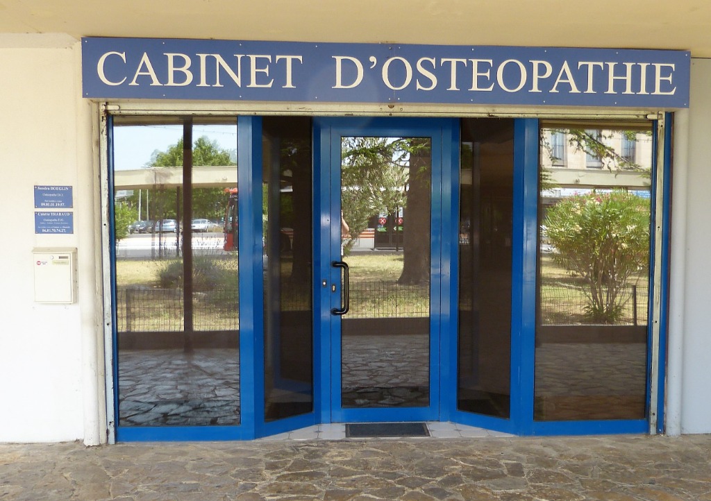 photo cabinet Colette TRABAUD