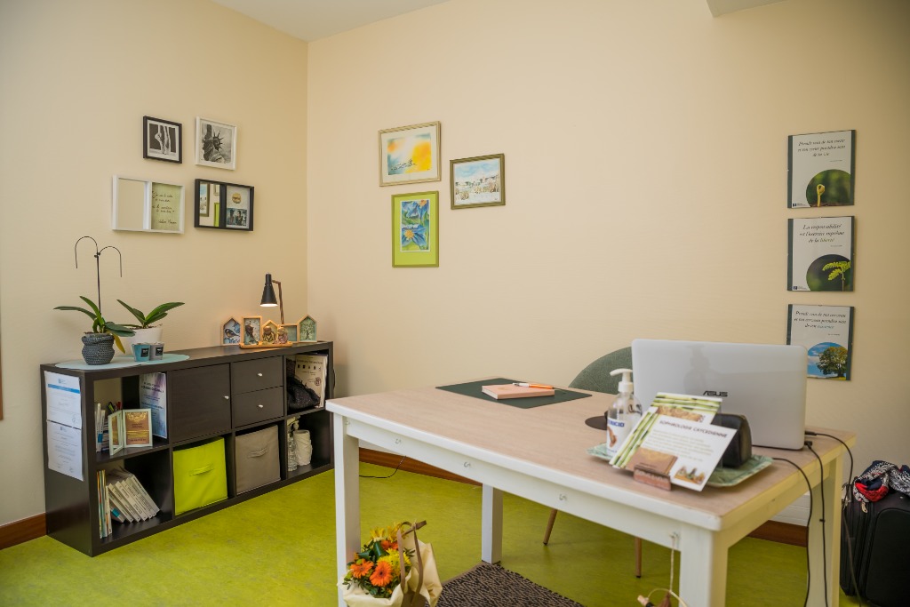 photo cabinet Josiane PETIT