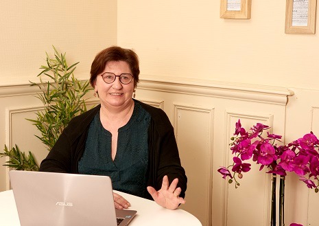 photo portrait Isabelle Charlet - coach - Cabinet de coaching Gergovia