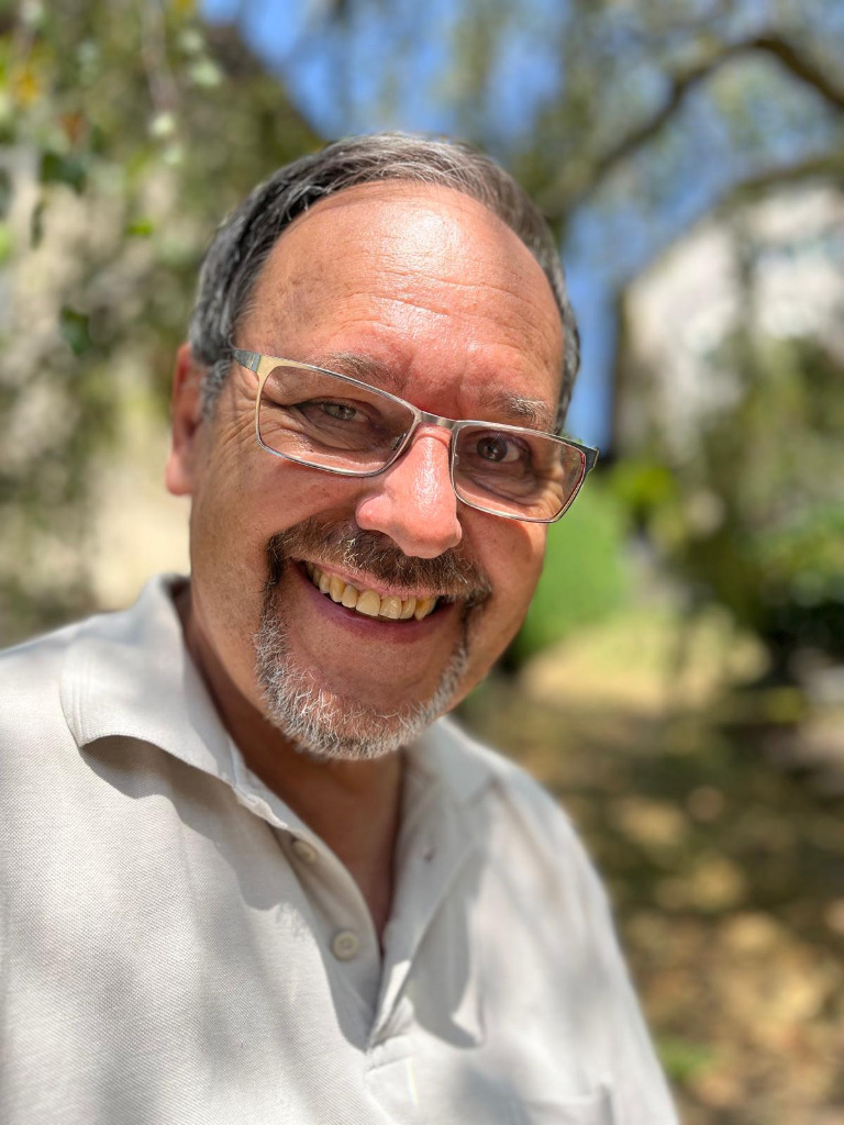 photo portrait Marcel Gosjean  Chromatothérapie Suisse Lausanne