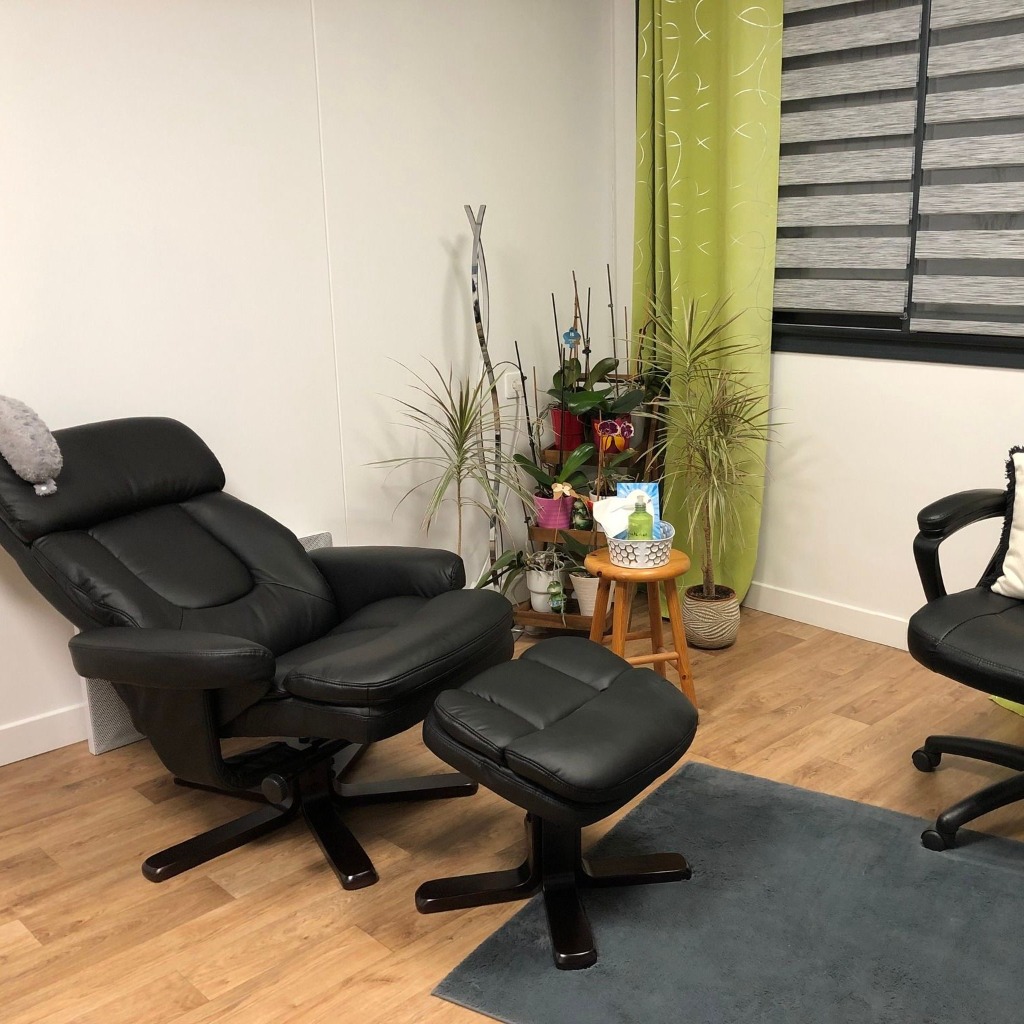 photo cabinet HypSoA / Gaëlle TCHIBINDA