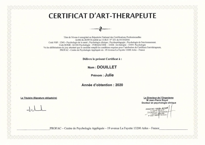 photo cabinet Douillet  Julie