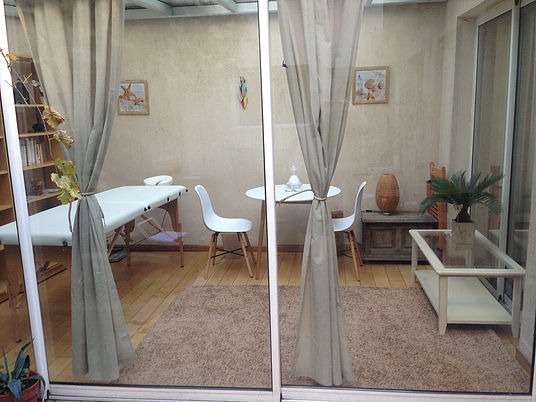 photo cabinet Brune Vannier-Moreau