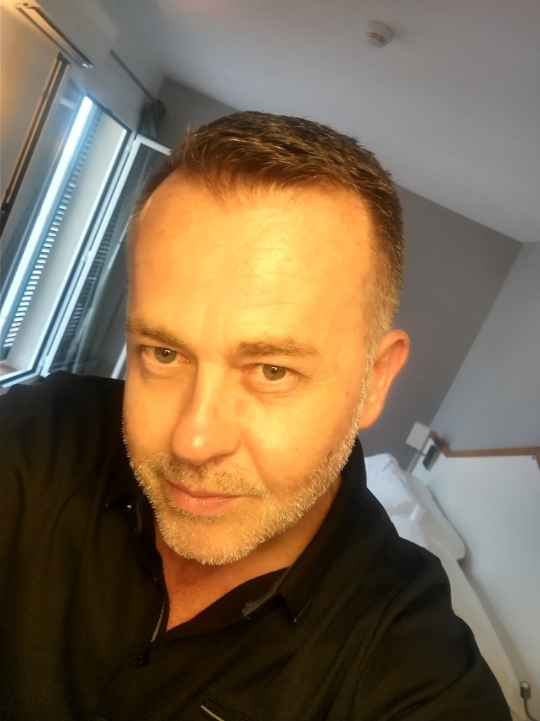 photo portrait Didier Camborde Magnétiseur