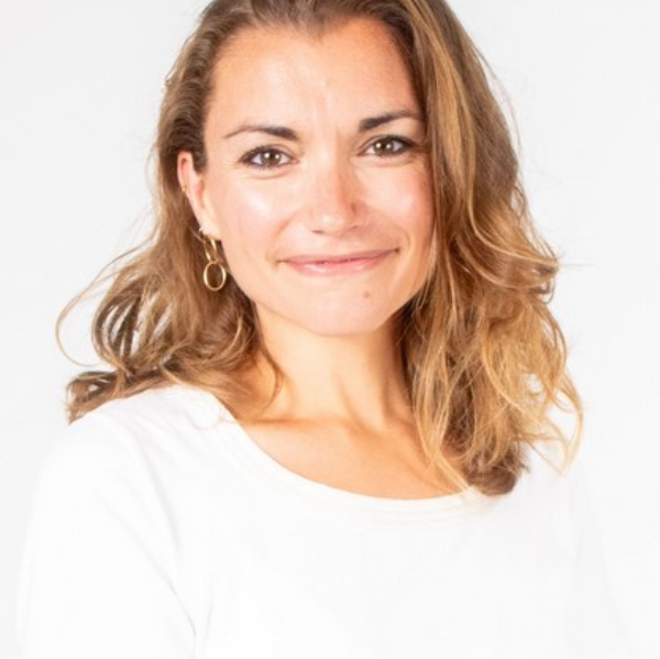Fanny Bourgoin - Naturopathie Hypnose Coaching -