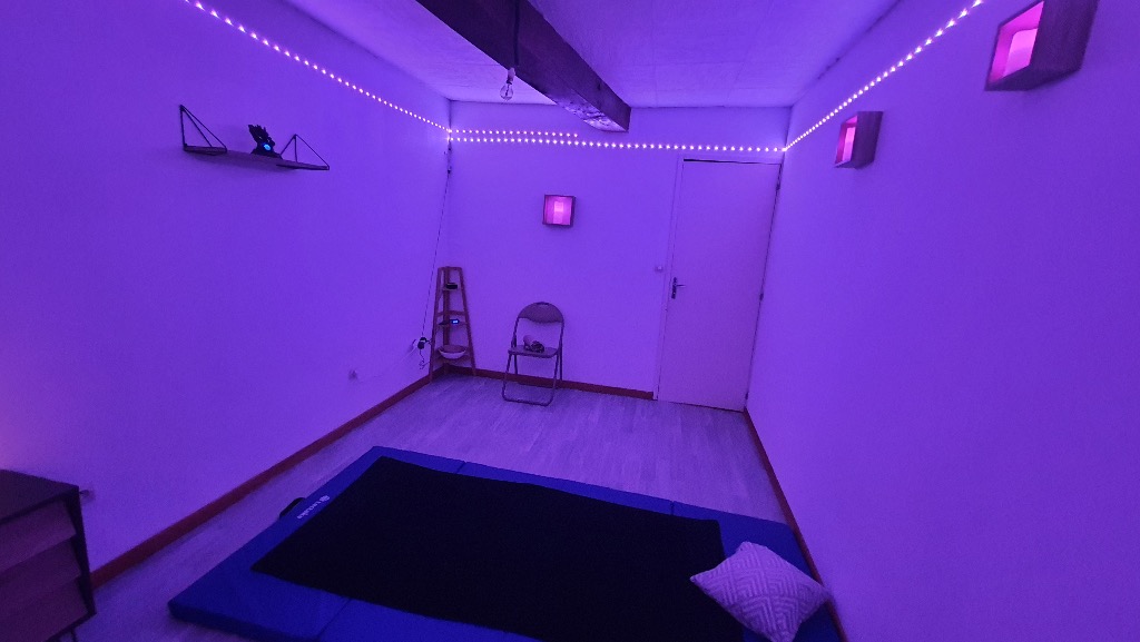 photo cabinet Ying Attitude