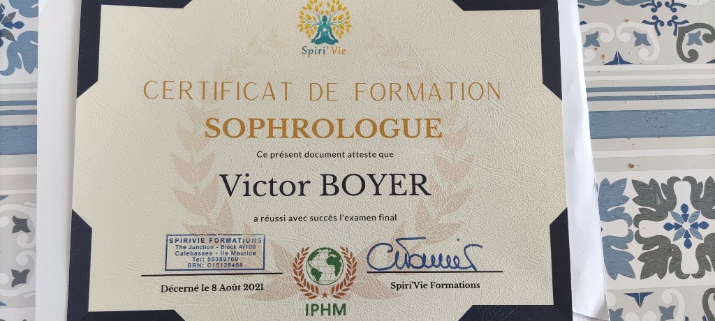 photo diplome Boyer Victor