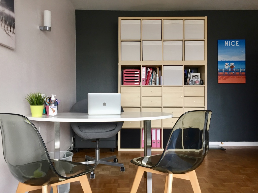 photo cabinet Julia Bourayne