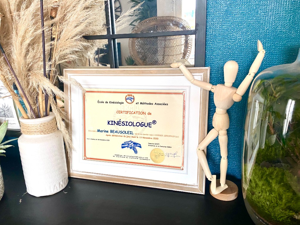 photo diplome Marine Beausoleil kinesiologie 77