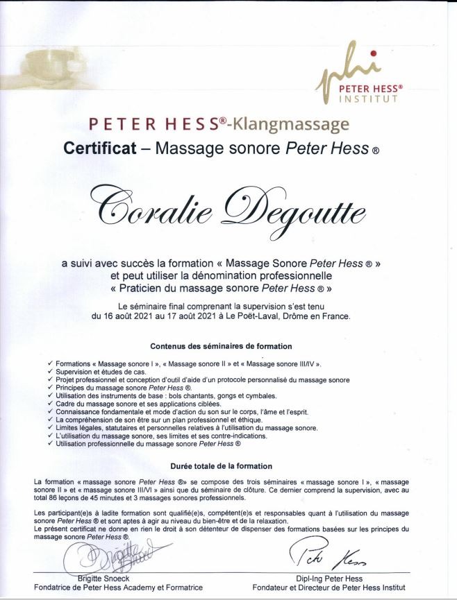 photo diplome Coralie DEGOUTTE
