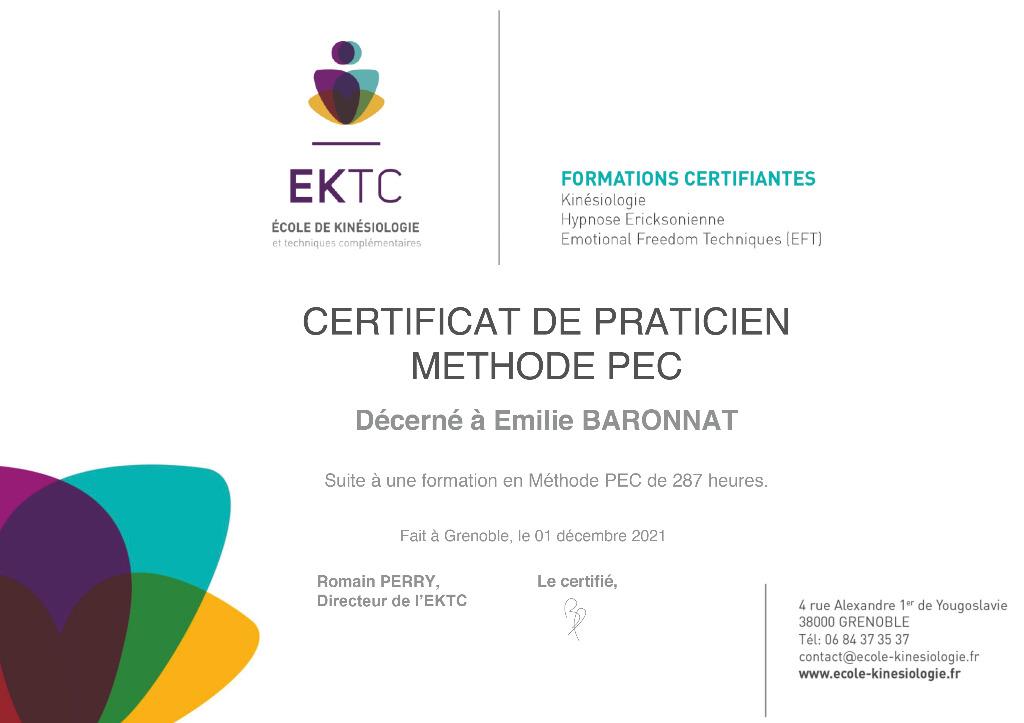 photo diplome Emilie Baronnat - Mayä