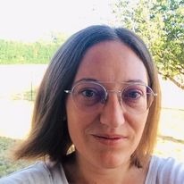 photo portrait Carole Réflexologie Plantaire 