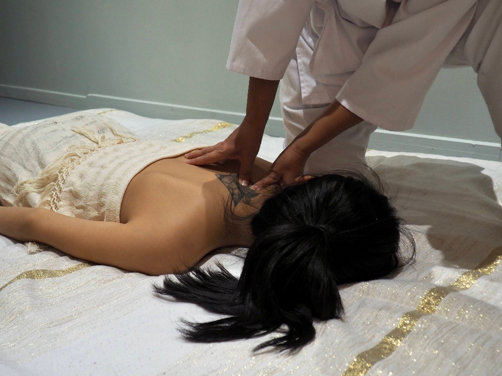 photo seance Julia Behnke l Shiatsu Du Chat 