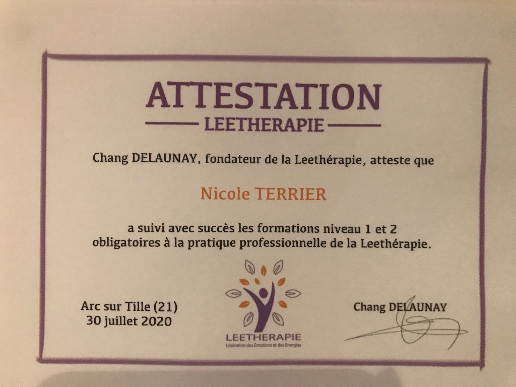 photo diplome Nicole TERRIER Cabinet de Leethérapie