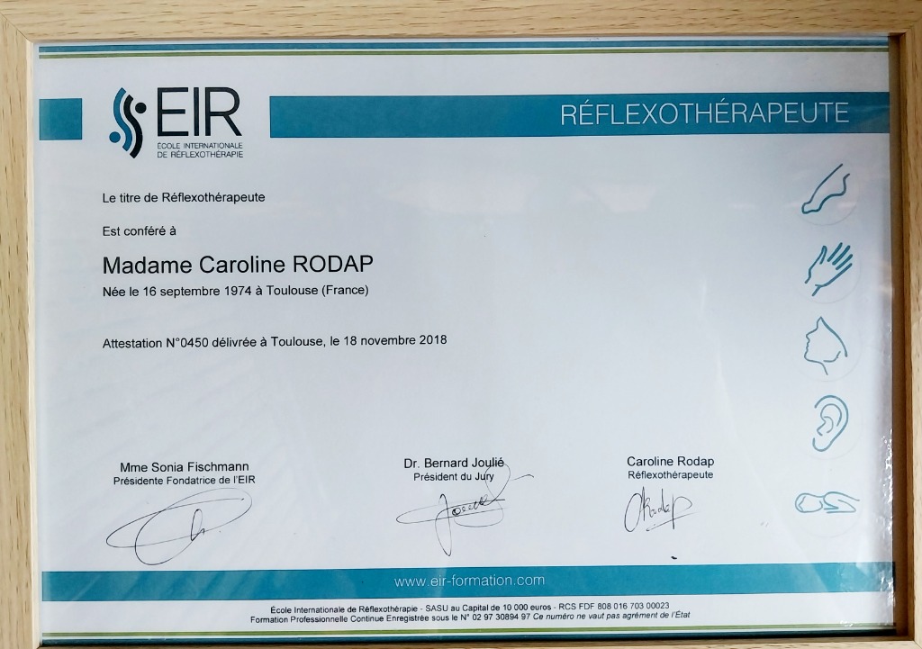photo diplome Caroline Rodap- Réflexologies et Soins