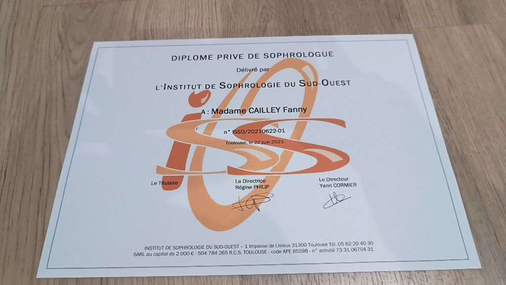 photo diplome Fanny CAILLEY Sophrologue praticienne certifiée