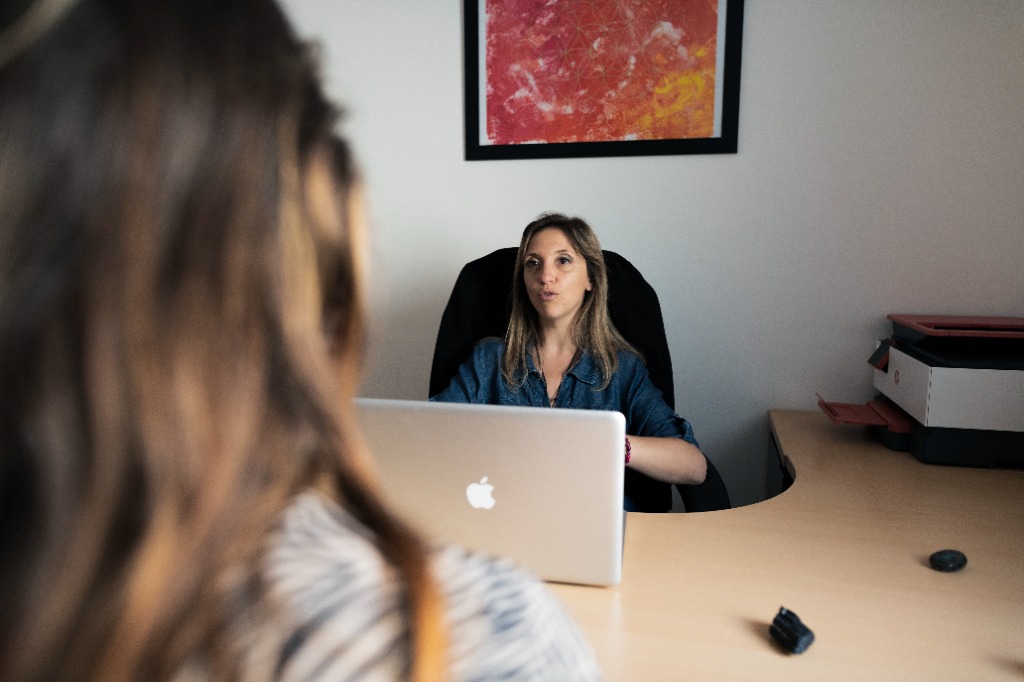 photo seance Laetitia KIRKBRIDE Naturo’Soin 