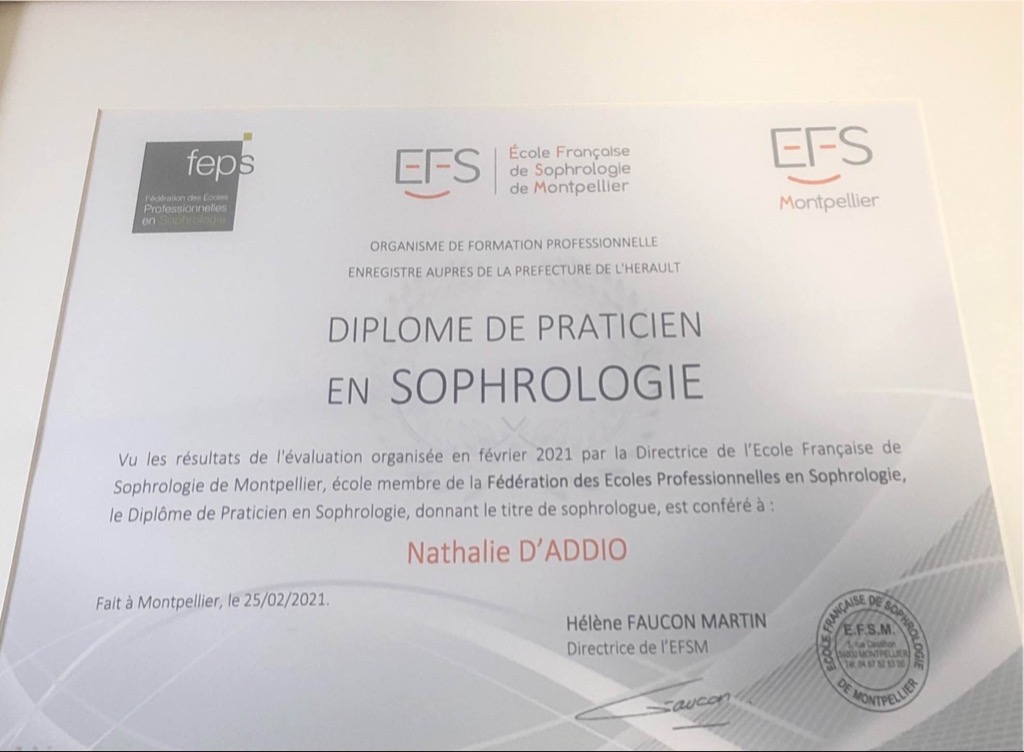 photo diplome Nathalie d’Addio sophrologie